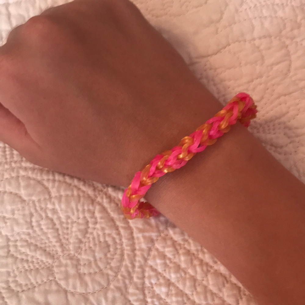 Hot pink and gold bracelet, rubber bands, handmade.